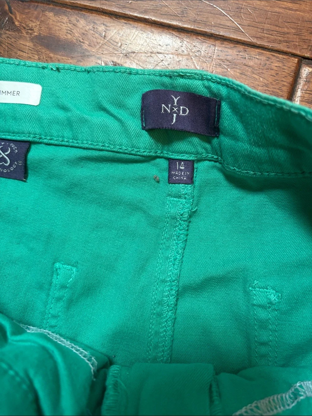 NYDJ (Not Your Daughter's Jeans) Kaelin Skimmer capri pants sz 14 - Picture 5 of 6